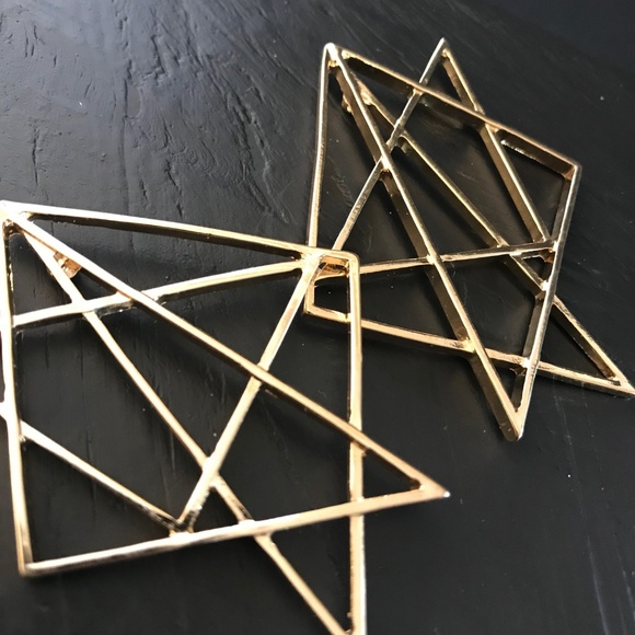 Gold Linear Triangle Cluster Studs - Picture 5 of 6